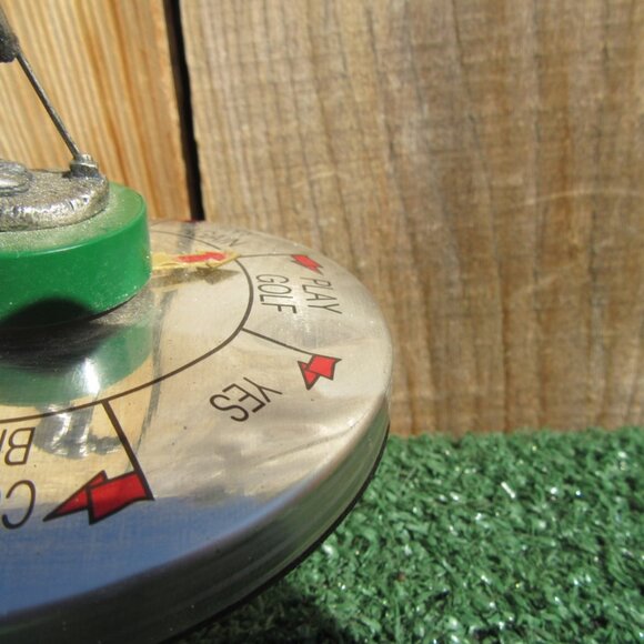 Vintage Metal Golf Golfer Spinning Decision Maker Wheel Paperweight - Picture 4 of 5